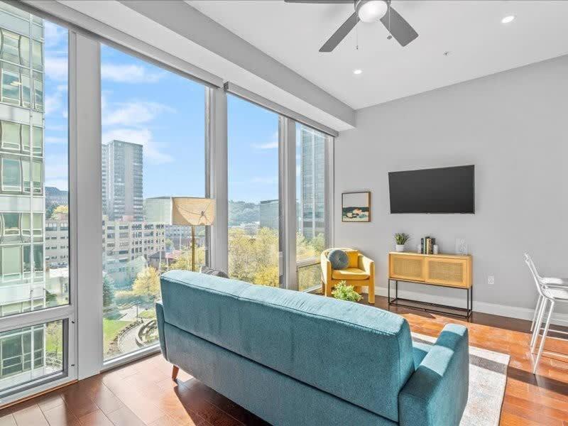Cozysuites Modern 1Br, Ppg Paints Arena, Pitts Pittsburgh Exterior photo