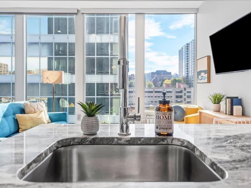 Cozysuites Modern 1Br, Ppg Paints Arena, Pitts Pittsburgh Exterior photo